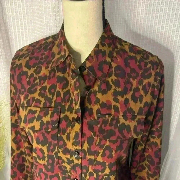 NWOT Go Silk Women’s Petite S Animal Print Long Sleeve Pockets Button Up Top - Picture 2 of 14